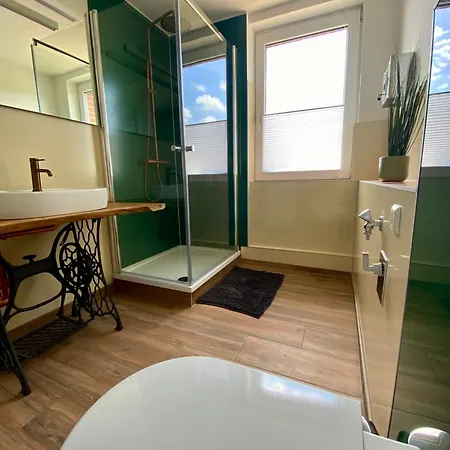 Straussenblick Erdgeschoss - Keine Monteure *